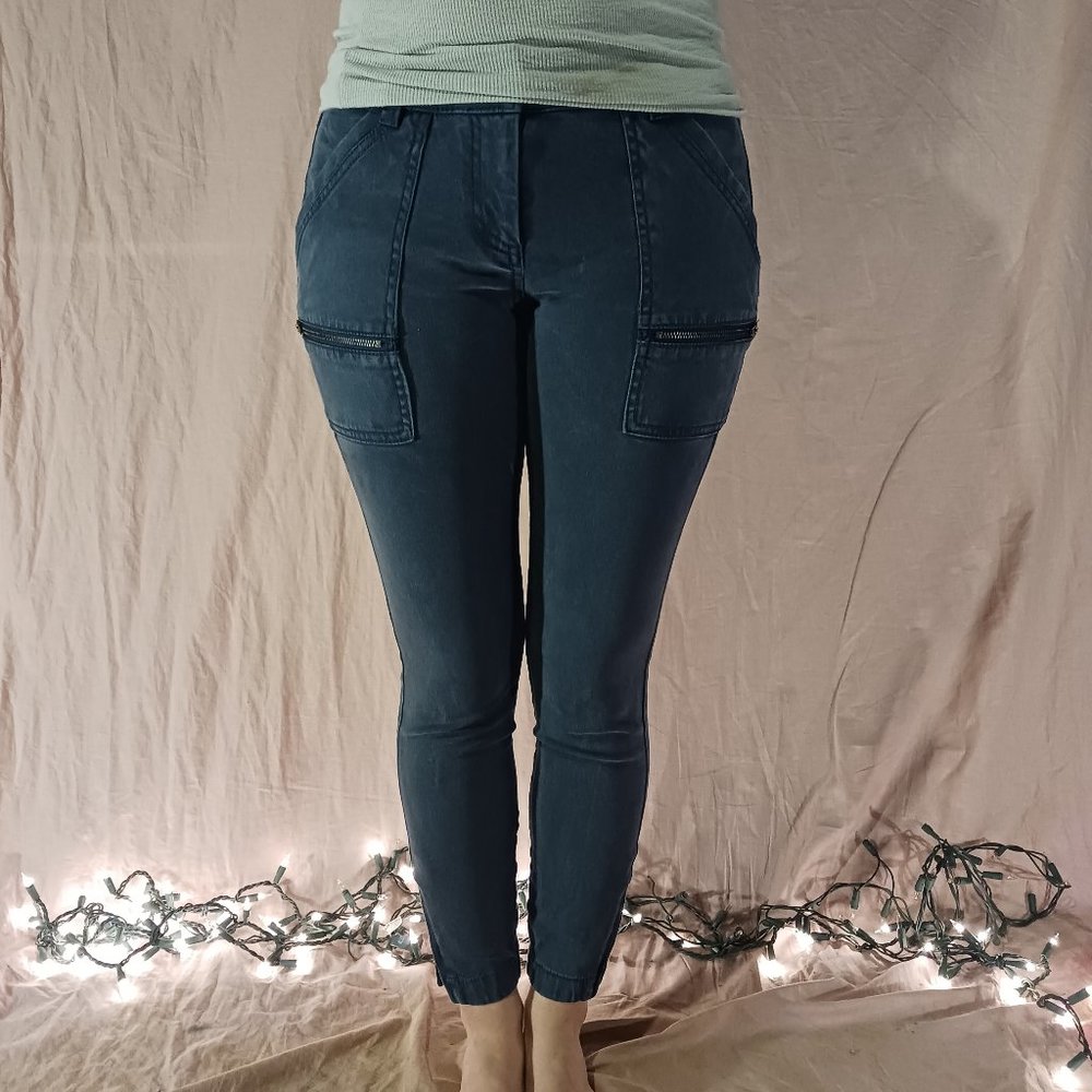 blue cargo pants